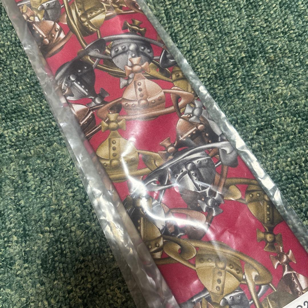 ヴィヴィアン⭐︎ネクタイ