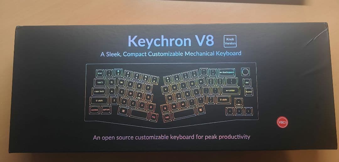 Keychron V8メカニカルキーボード(Aliceレイアウト・英語配列)