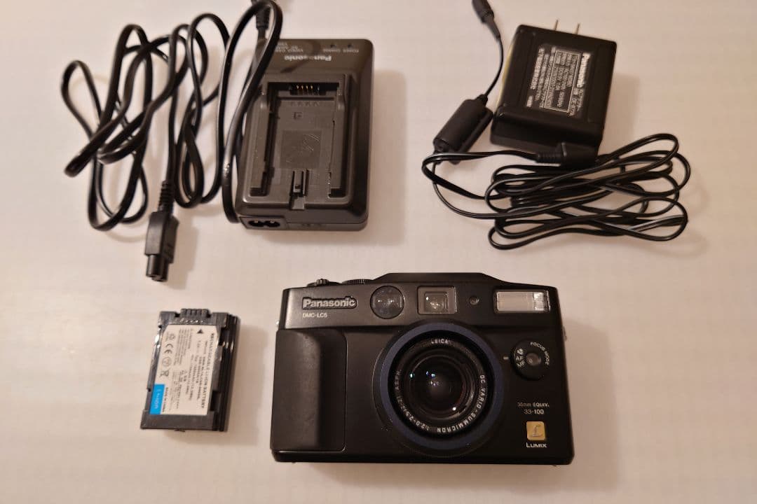 【値下げ】通電確認済 LUMIX DMC-LC5 ライカレンズ【バッテリー付】