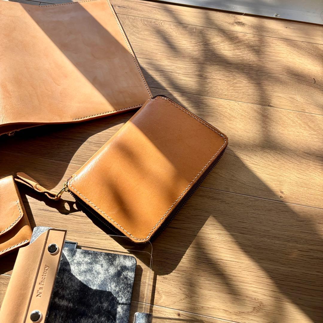 【さる】【まとめ買い】レザー小物各種（中古）