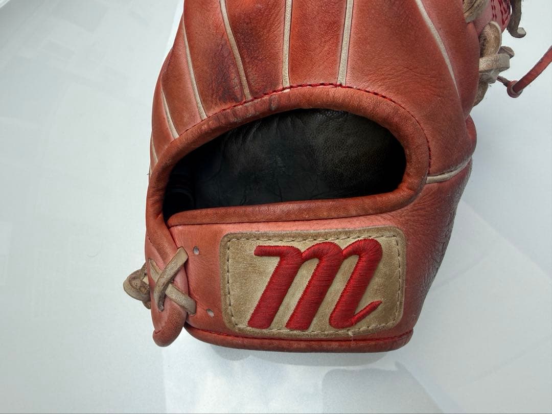 マルーチ　内野手用　硬式グローブ　11.5インチ　　ウィルソン86型に似ている
