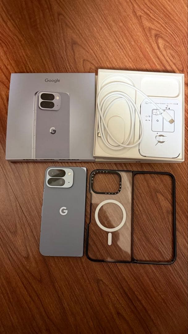 極美品Google Pixel10Pro Fold 256GB 純正ケース付き