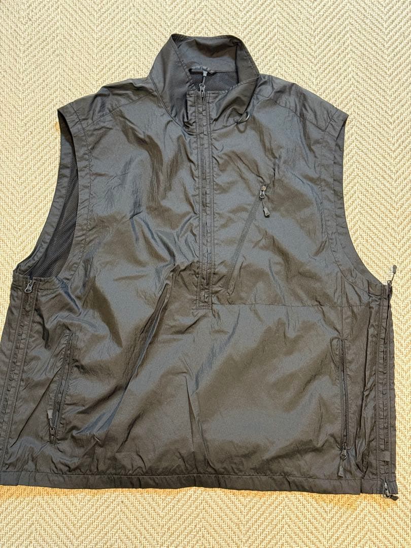 トップス DAIWA PIER39 TECH WIND SHELL VEST
