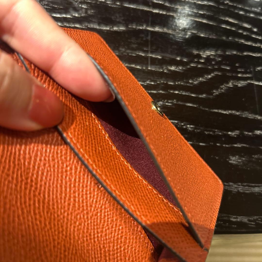 うぱ！早い者勝ち！名刺入れ フェラガモ