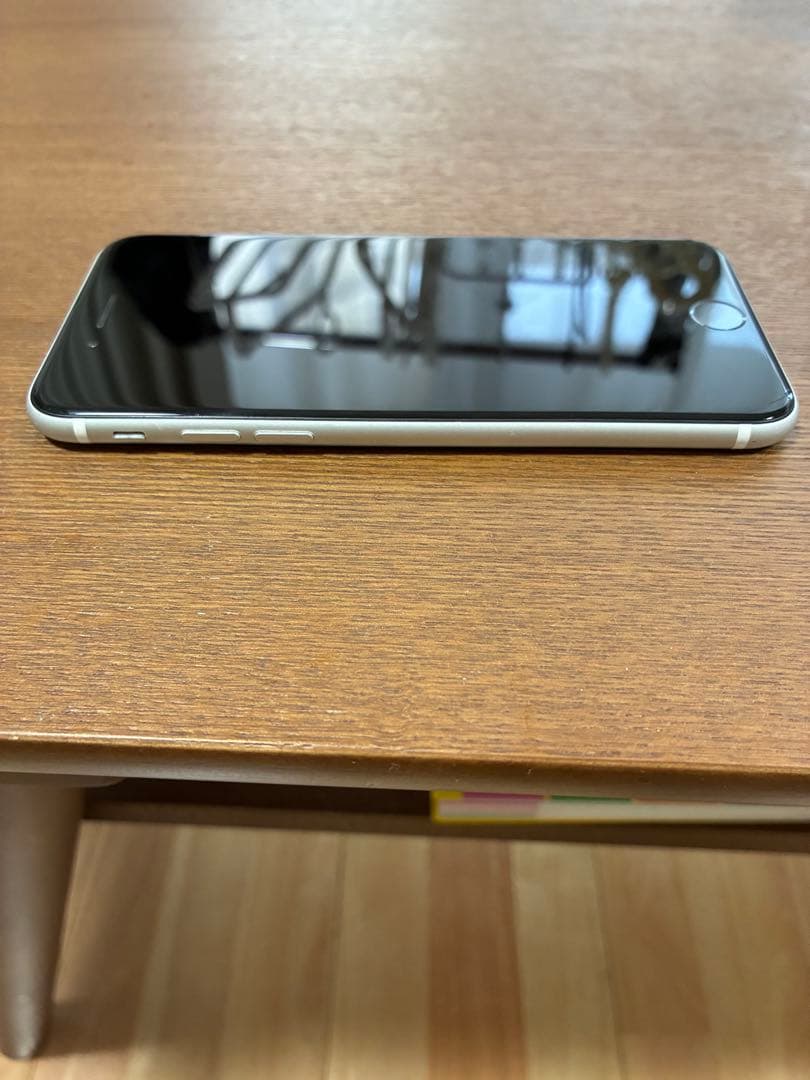 スマートフォン本体 Apple iPhone SE 128GB