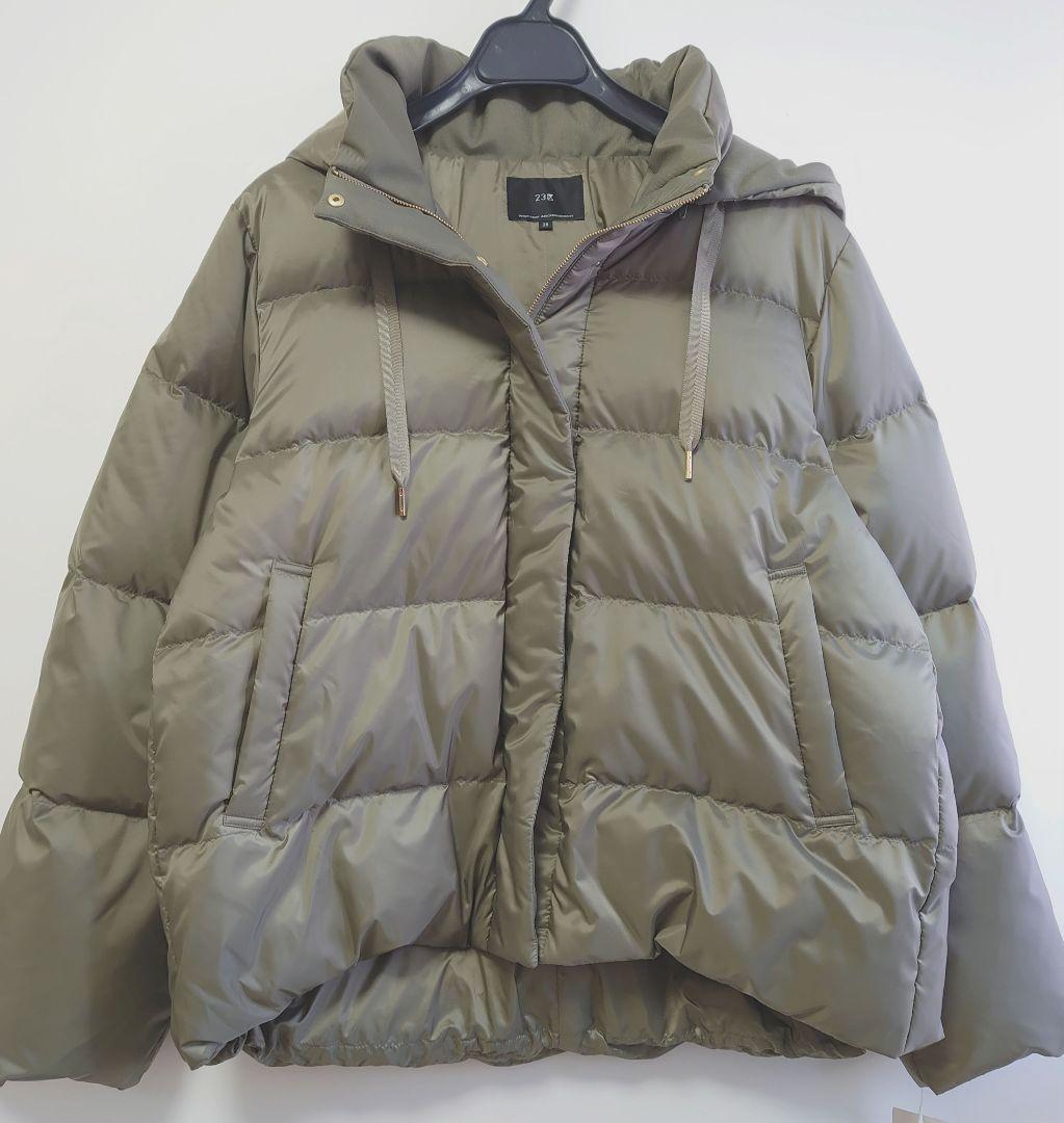 23区　カーキ　今季【滝沢眞規子さん着】シレータフタ コンパクトダウンコート