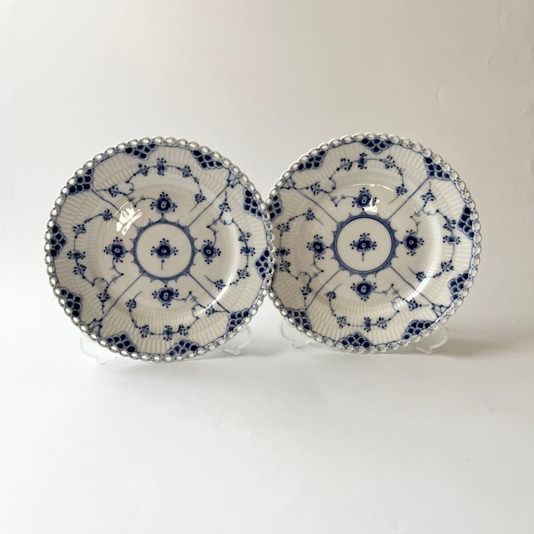 ロイヤルコペンハーゲン ブルーフルーテッド フルレース プレート2枚①