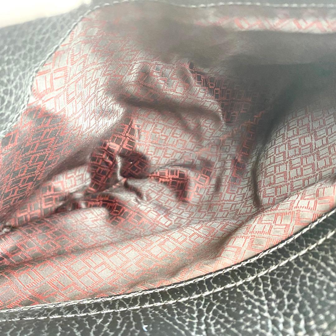 ダンヒル　メッセンジャーバッグ　オールレザーシボ革　クロスボディ　ビジネス