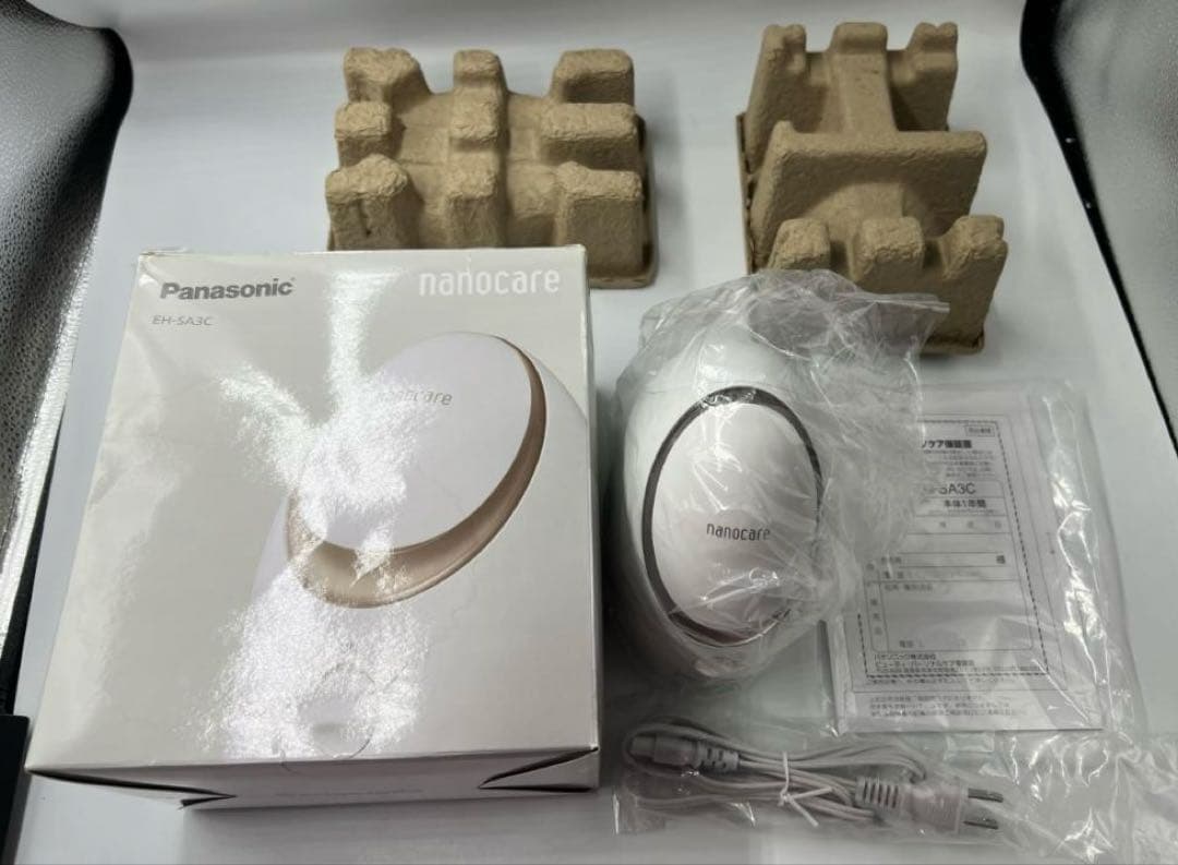 【新品未使用】パナソニック　Panasonic スチーマーナノケア　ゴールド調