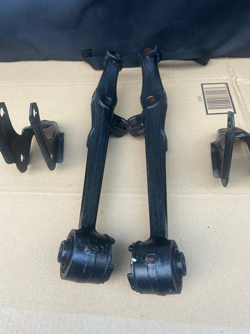 jzx100 純正ロアアーム