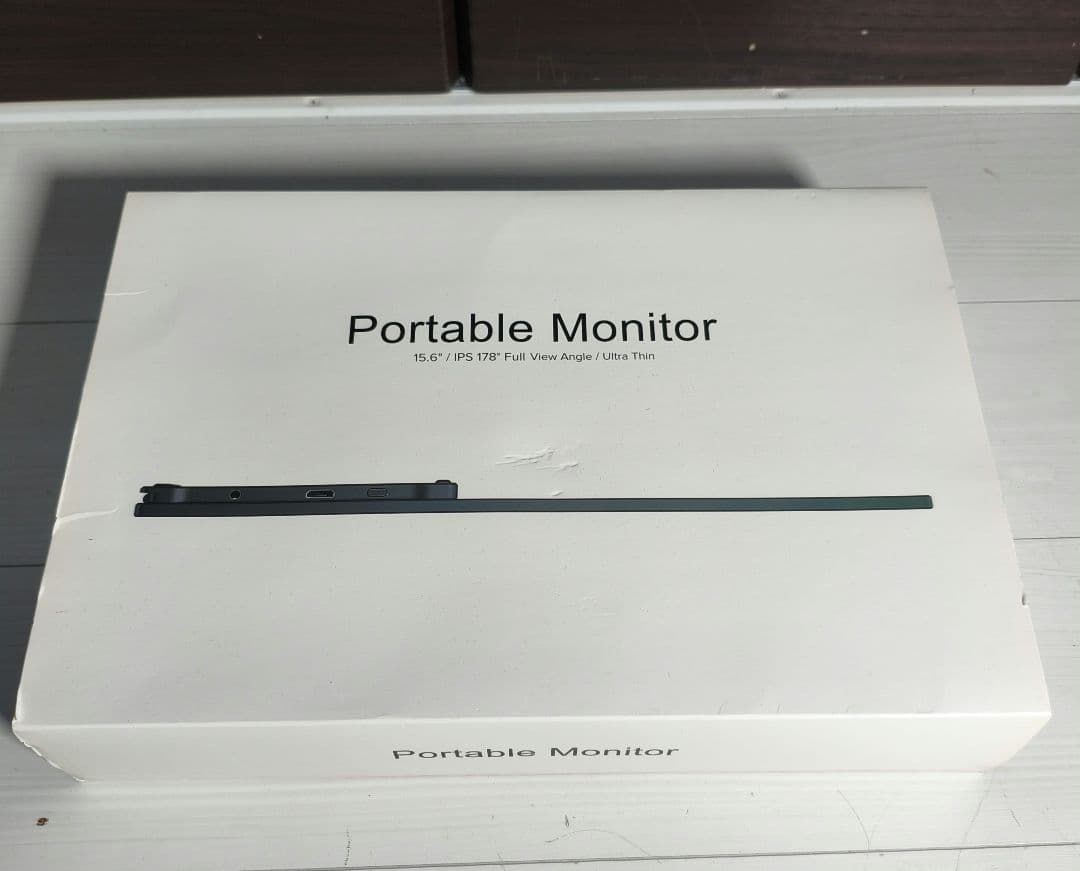 モバイルディスプレイ　MISEDI 4K 15.6インチ