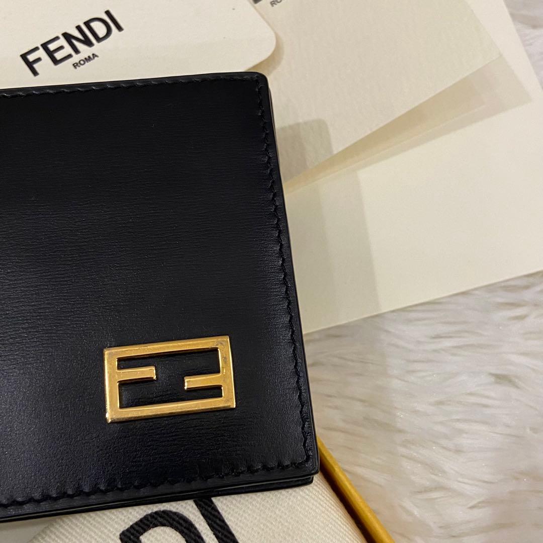 ⭐️未使用級⭐️　FENDI　FFロゴ　マネークリップ　折り財布　ブラック　レザー
