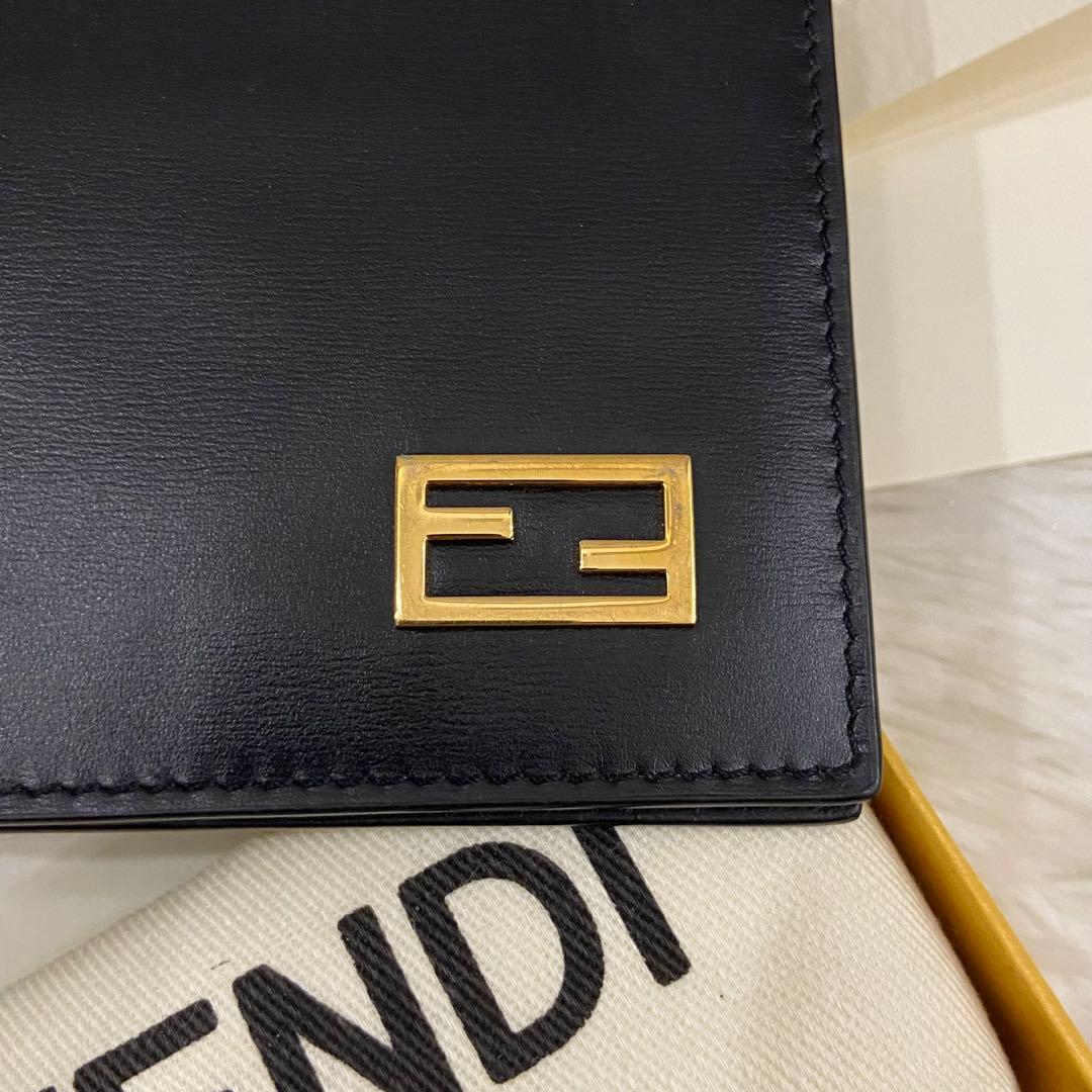 ⭐️未使用級⭐️　FENDI　FFロゴ　マネークリップ　折り財布　ブラック　レザー