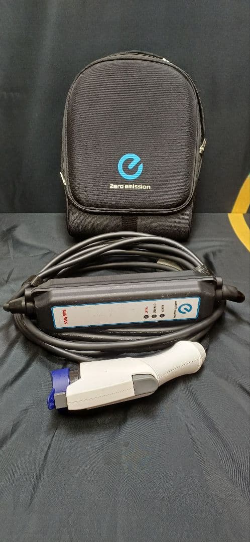 日産 リーフなど 充電ケーブル 3NK5E