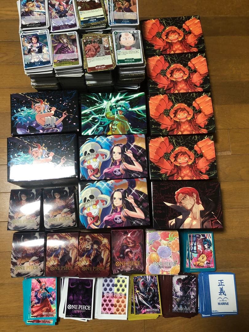 ワンピースカード　光り物のみ約3000枚他大量　まとめ売り　引退