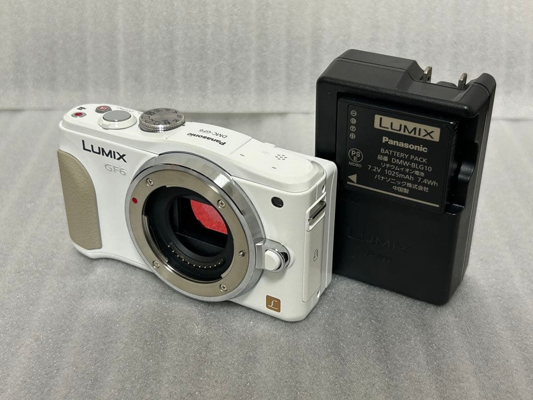 LUMIX DMC-GF6 ホワイト 充電器付き　252