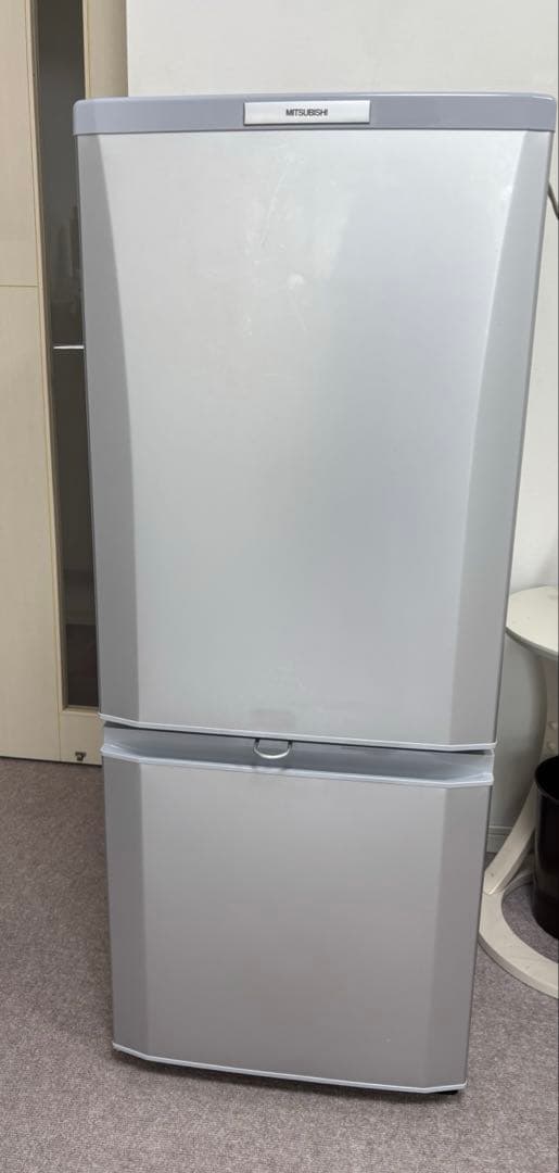 最安値　三菱 冷蔵庫 MR-P15S-S 146L 2011年製　鍵付き