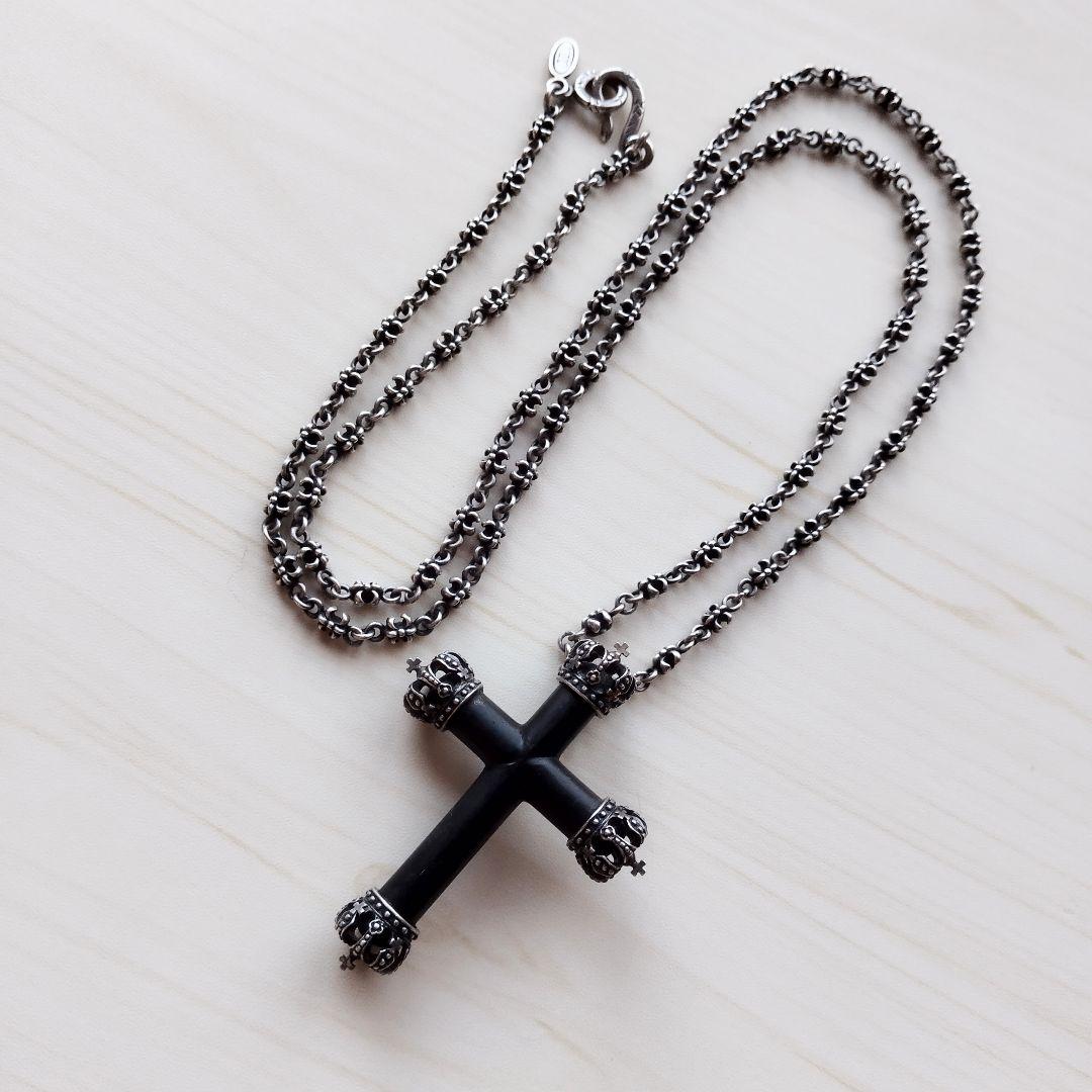 ジャスティンデイビスクロスネックレス