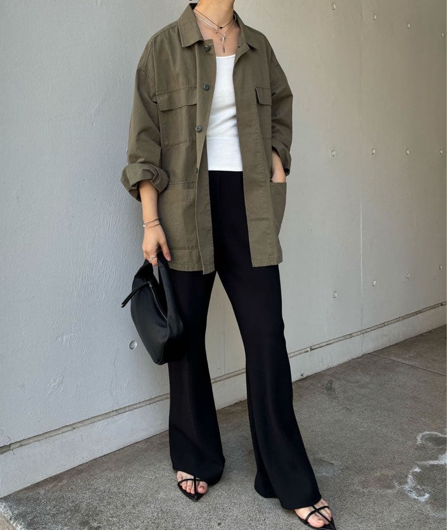 シーナリー　ミリタリージャケット