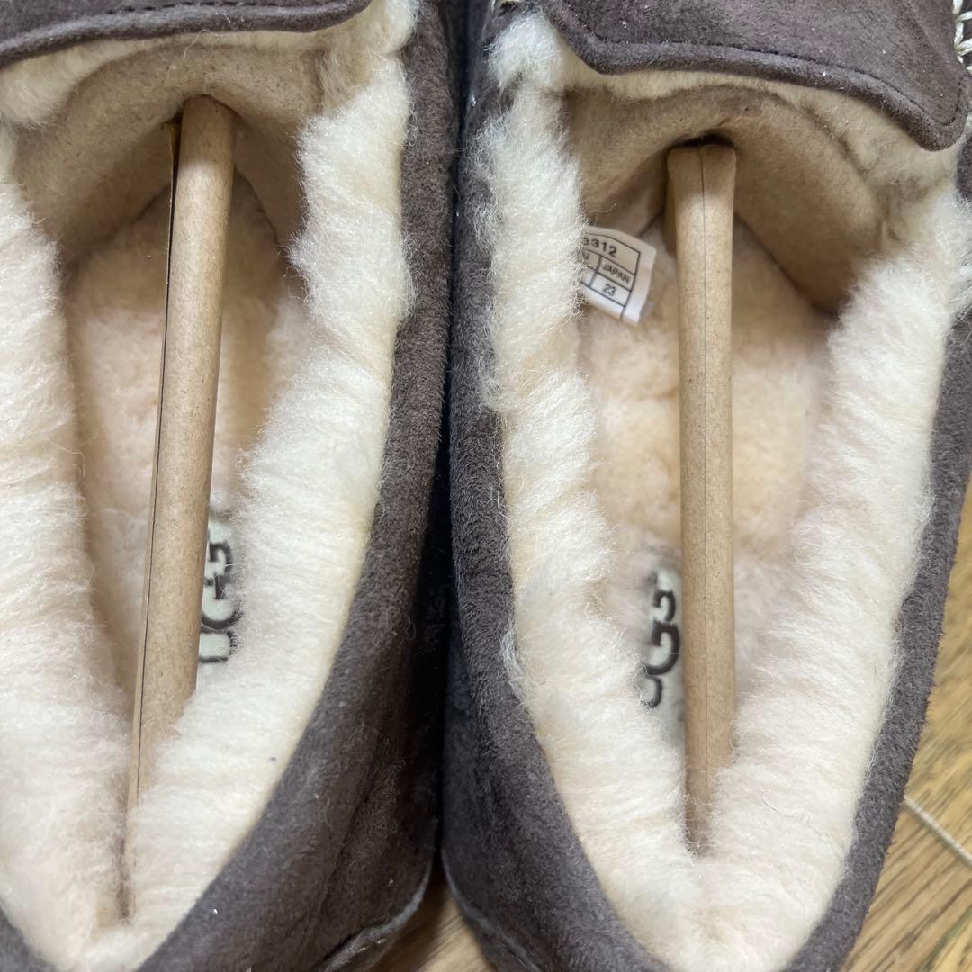 ☆UGG ブラウン モカシン23cm ☆