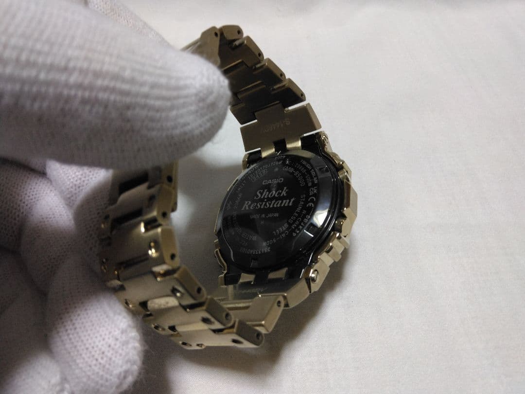 CASIO G-SHOCK GMW-B5000 ゴールド