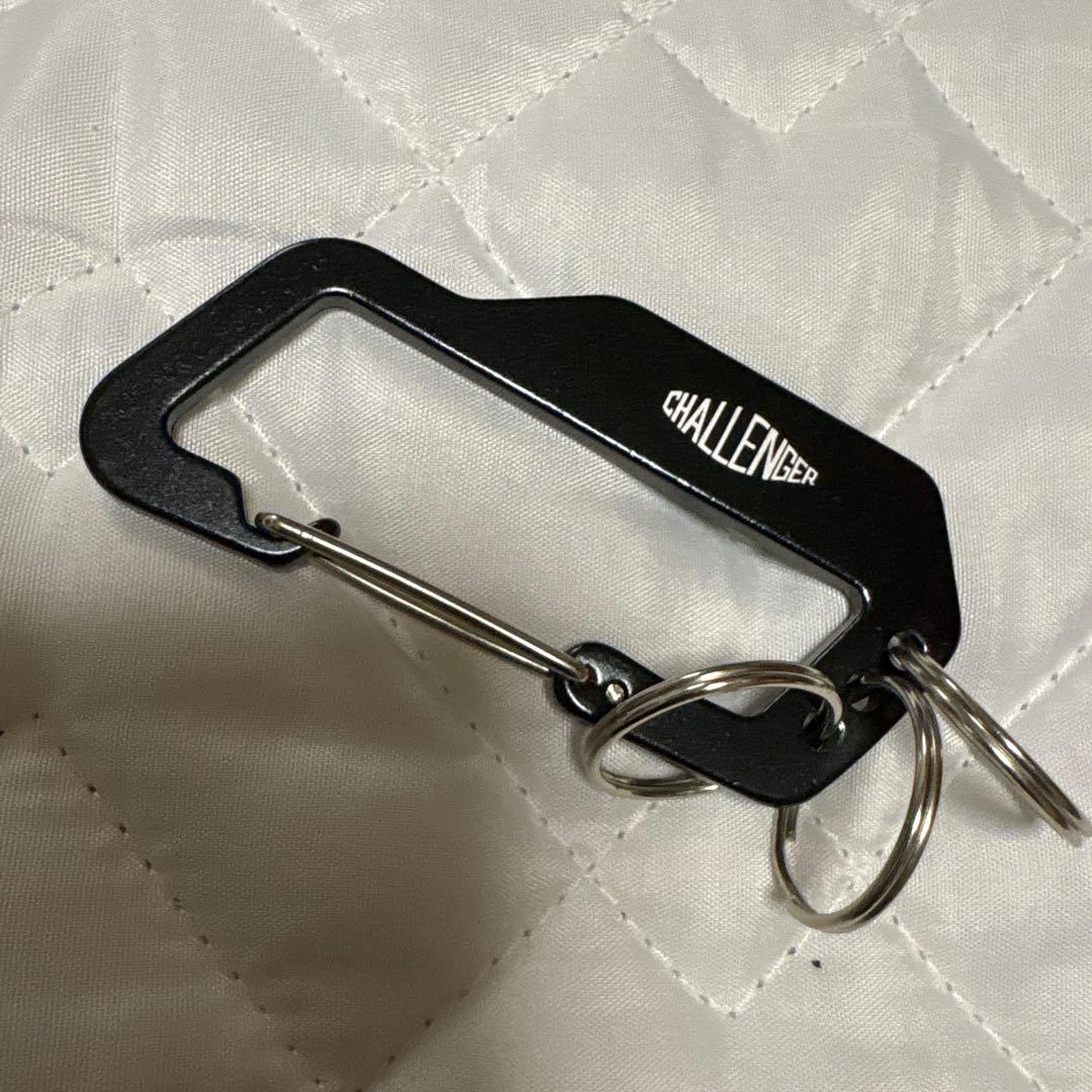 CHALLENGER ブラック カラビナ　キーホルダー