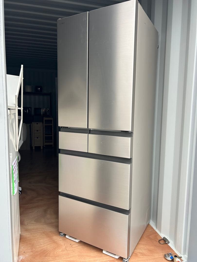 美品　HITACHI 2022年　大型冷蔵庫　埼玉県川口市より無料配達