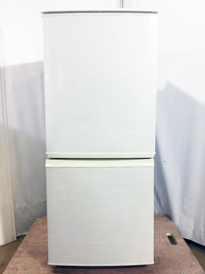 30日迄！送料無料★SHARP 137L 冷蔵庫【SJ-14W-W】