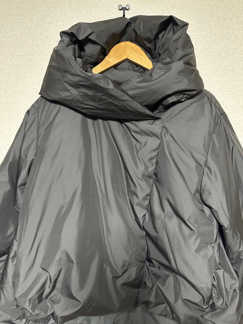 新品mizuiro ind フード付きショートダウンジャケット　ダークグレー