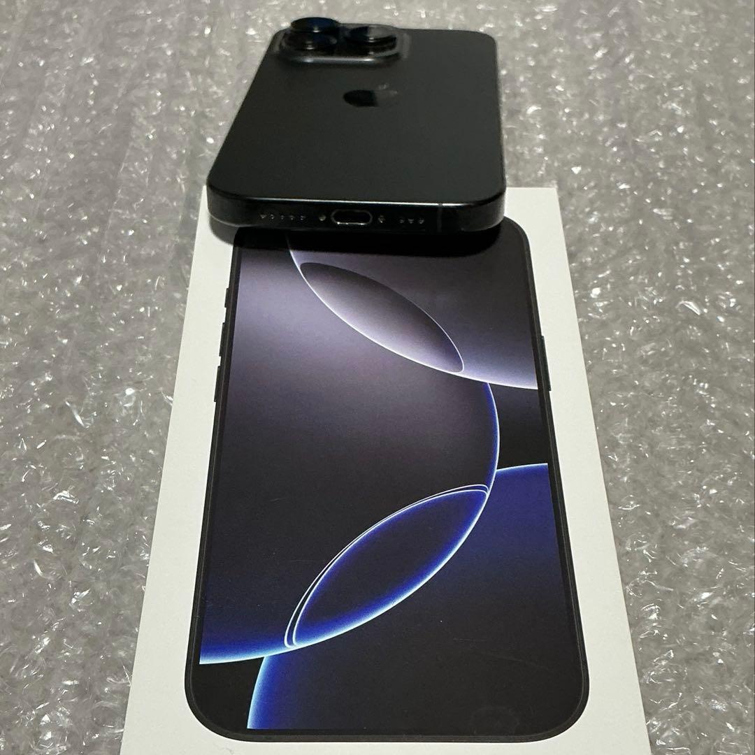 【美品】iPhone 16 Pro 256GB SIMフリー