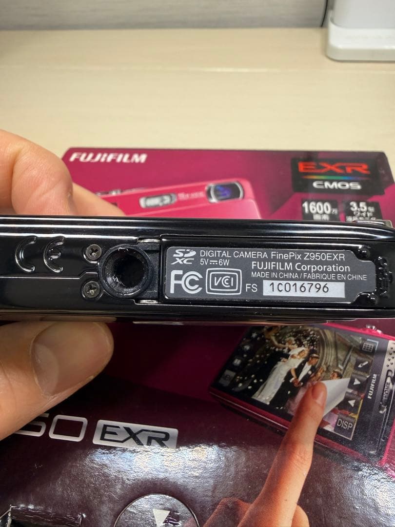 FUJIFILM FINEPIX Z950 EXR 富士フイルム