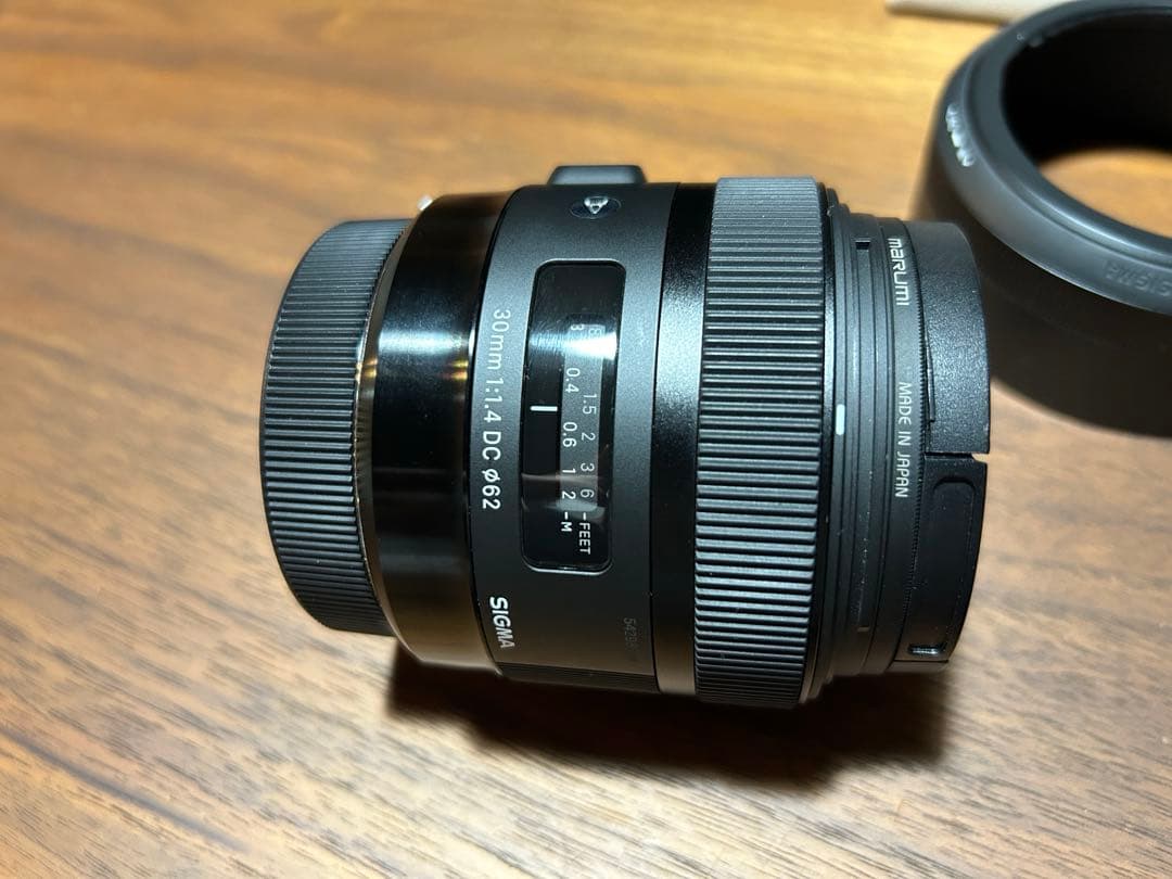 SIGMA 30mm F1.4 DC レンズ