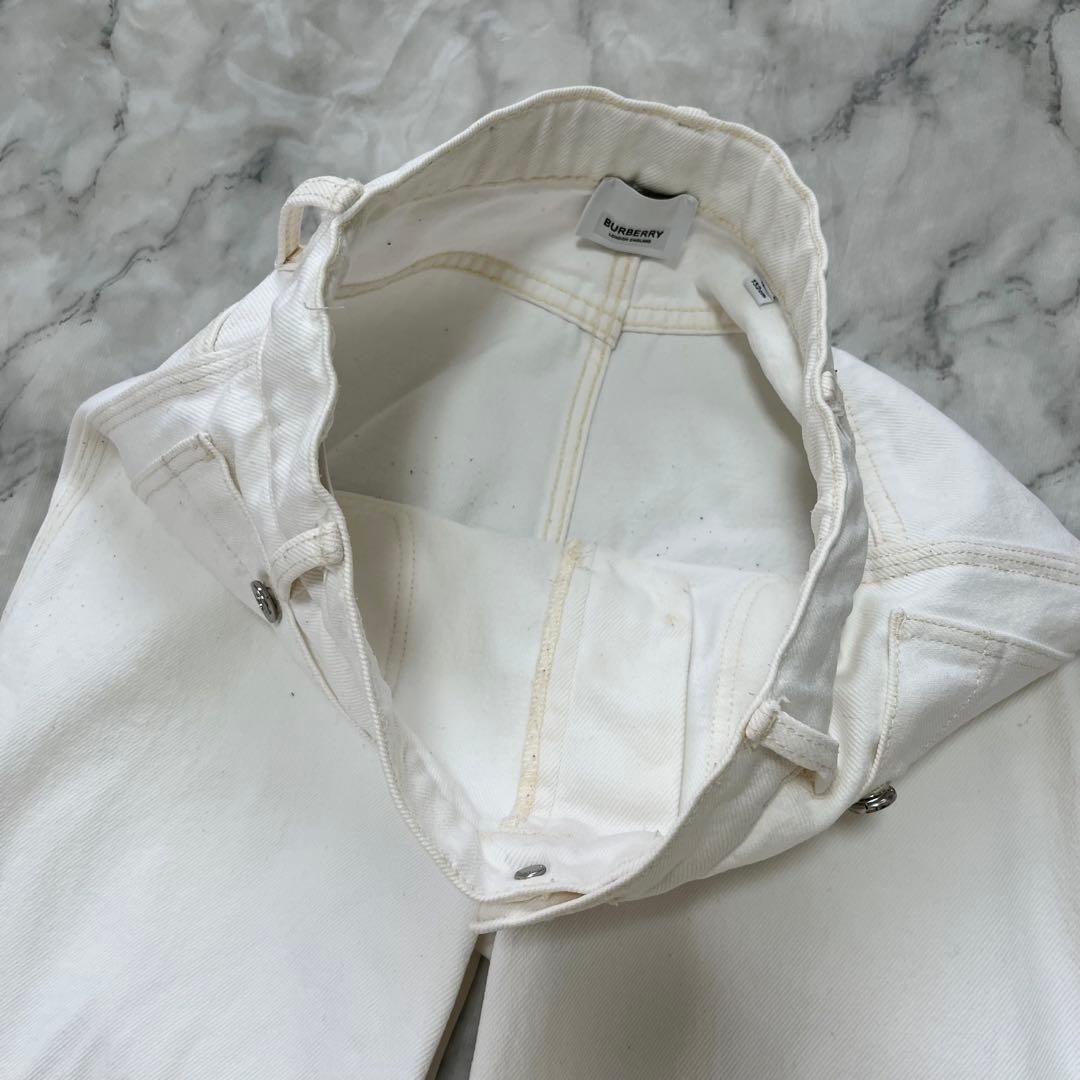 現行タグ✨バーバリー152(12y) ホワイトデニムパンツ　ロコボタン　XS〜S