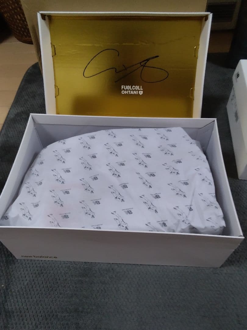 New Balance FuelCell Ohtani ホワイト/ゴールド
