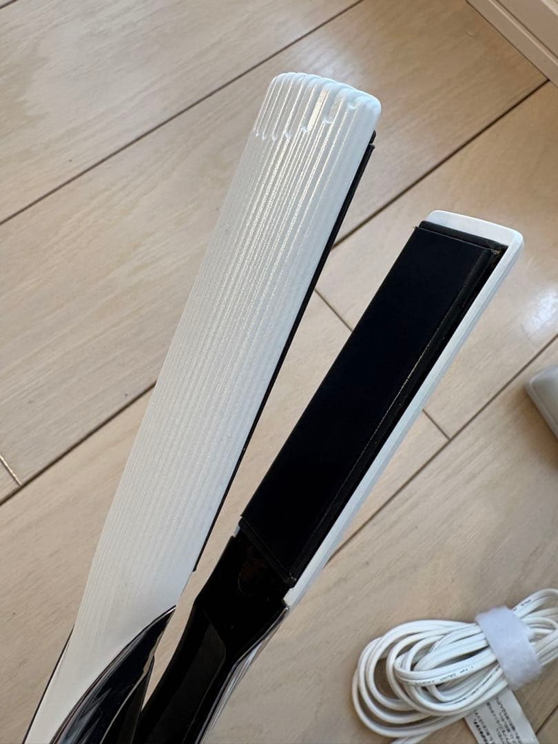 ReFa ヘアアイロン ストレートアイロン