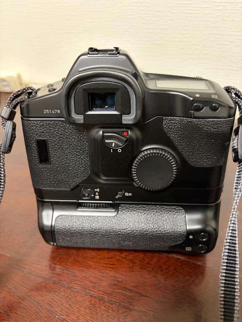 Canon EOS-1 一眼レフカメラ EF 28-70mmレンズ