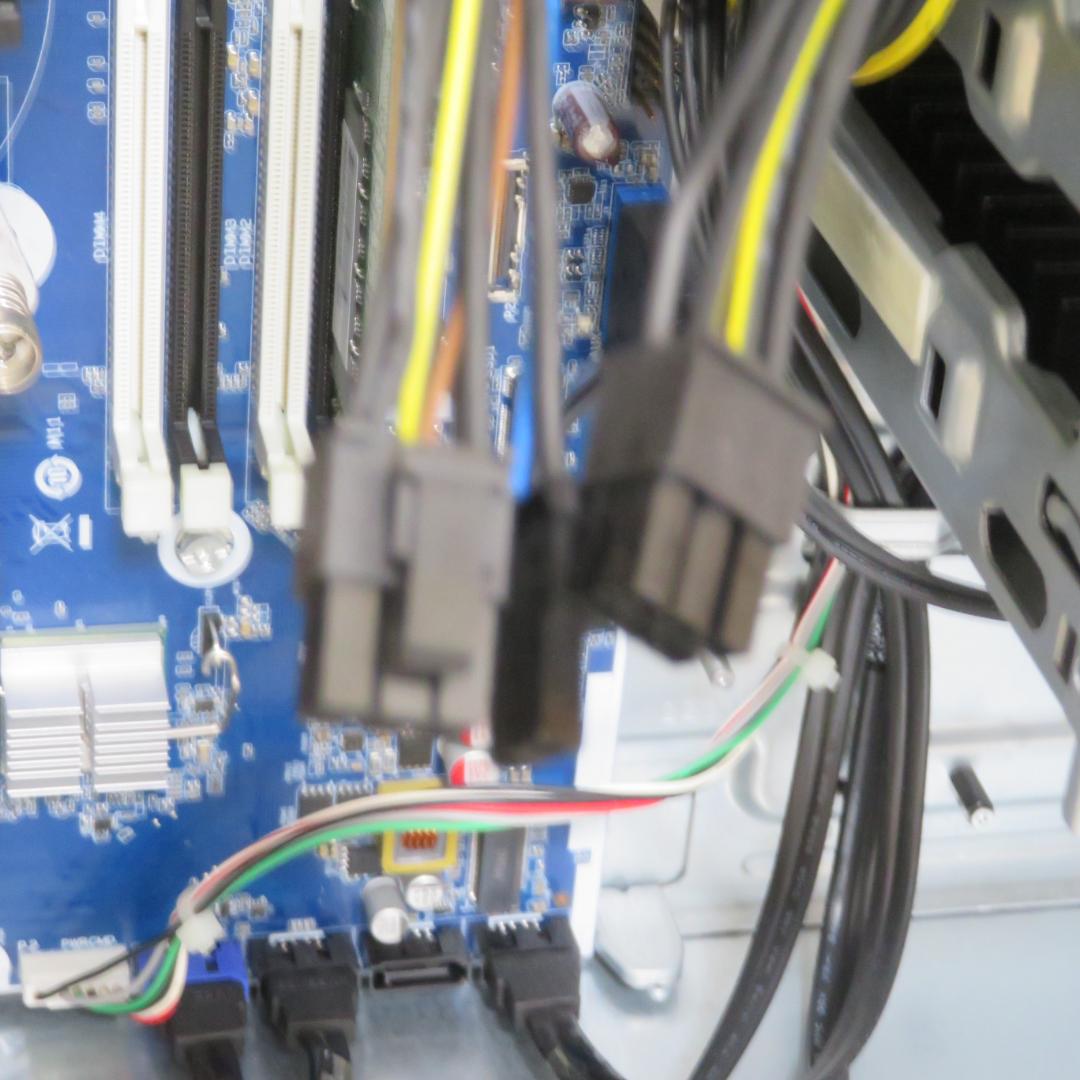 ミニPC Z2 G4 XEON E-2224G/SSD256GB HDD500GB