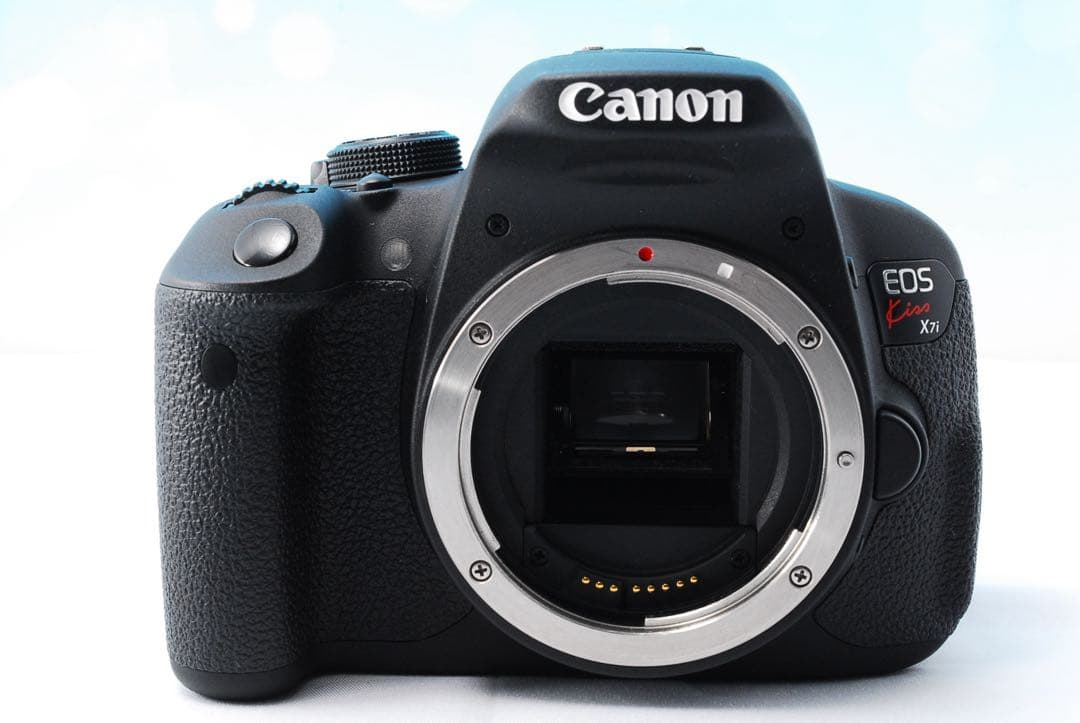 Canon EOS Kiss X7i Wレンズキット 届いてすぐ使える♫
