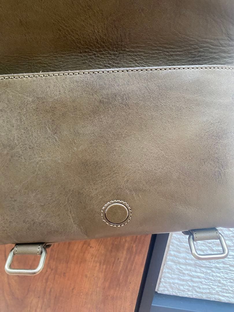 土屋鞄　ビークルスモールフラップショルダー ヴィンテージオリーブ　レザーバッグ