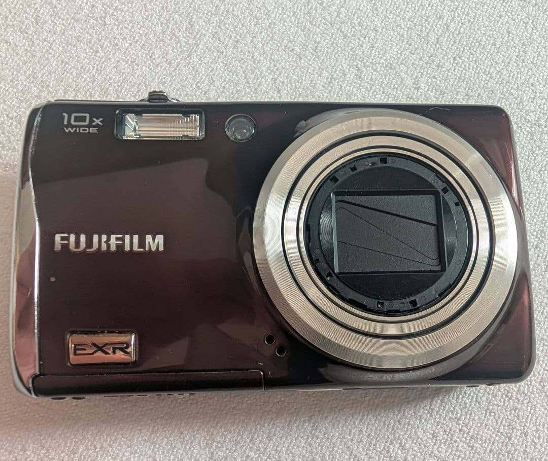 デジタルカメラ Fujifilm FinePix F70 EXR