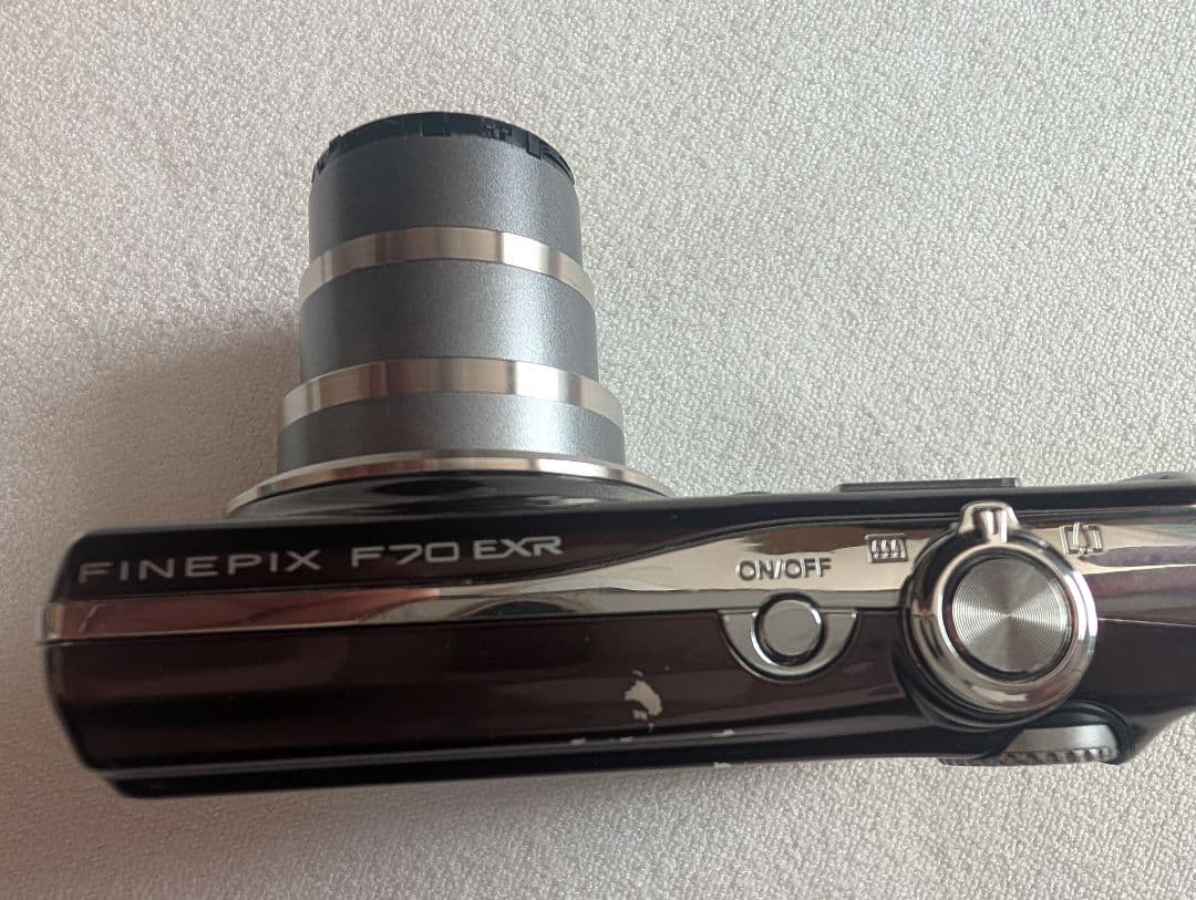 デジタルカメラ Fujifilm FinePix F70 EXR