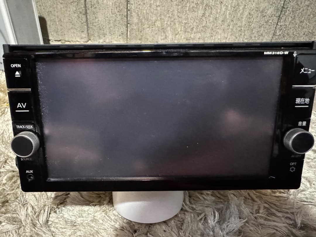 日産純正カーナビ　MM318D-W