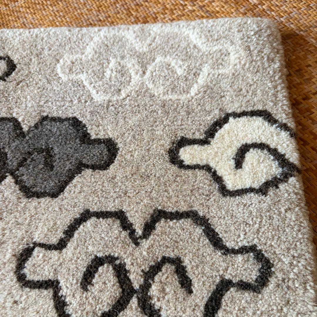チベタンラグ　シートラグ　チェアマット　雲ナチュラル