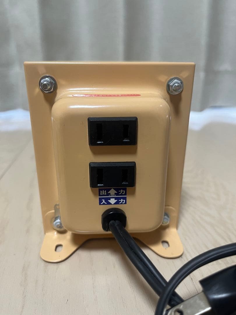 NDF-1500-U 変圧器 1500W無印良品 トラベル用変換プラグアダプター