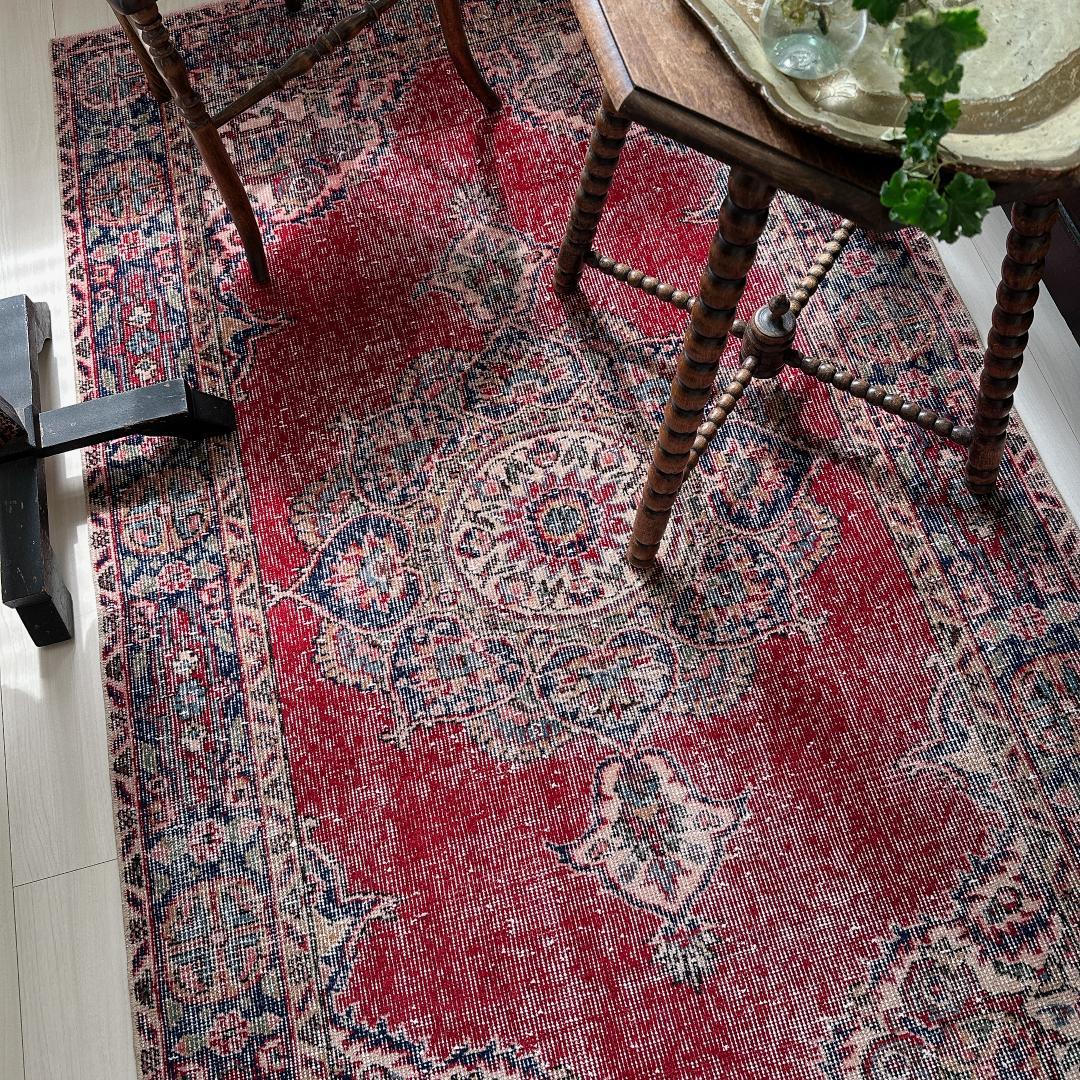 トルコヴィンテージラグ A61 レア レッド ネイビー ブルー グリーン