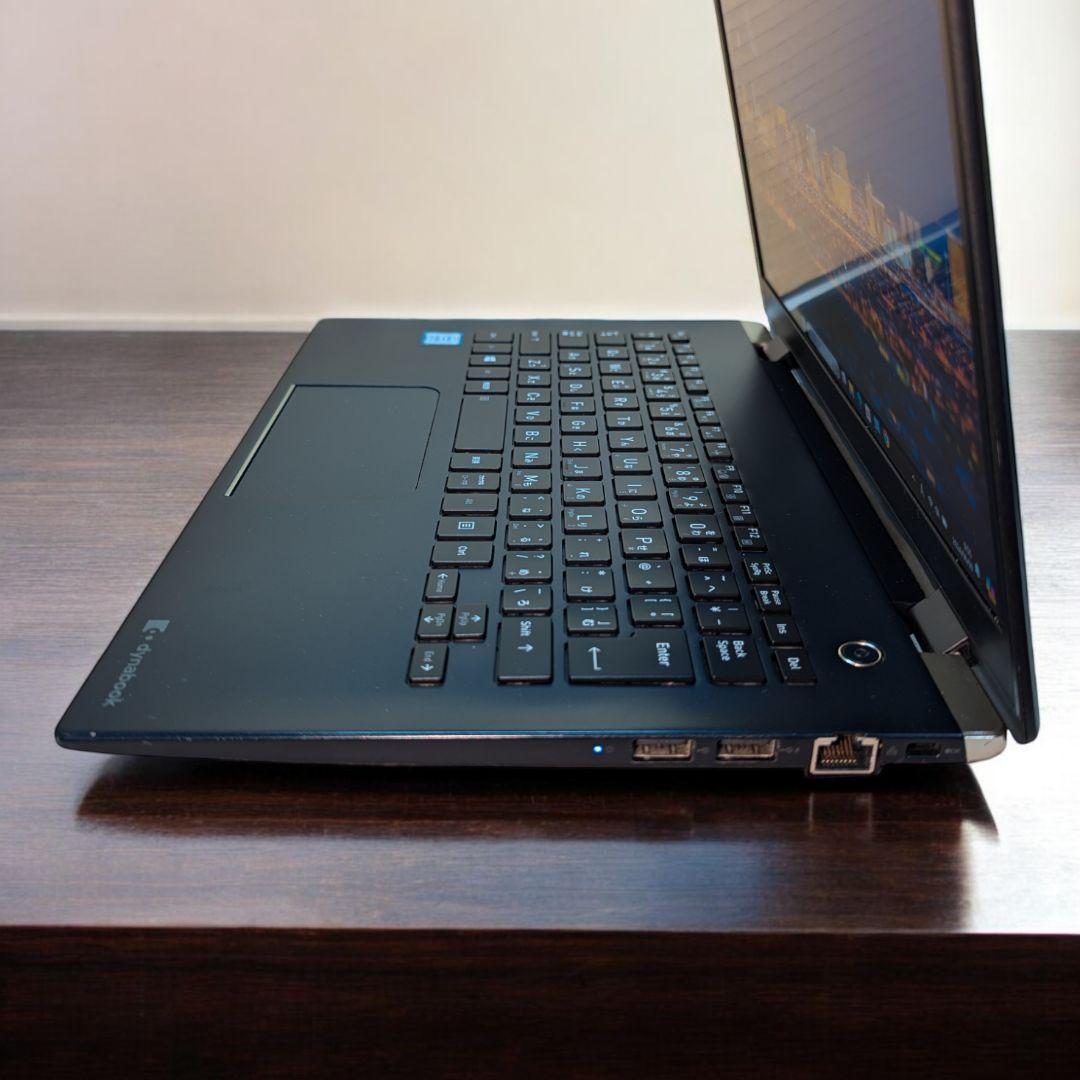 Windowsノート本体 TOSHIBA Dynabook G83/DN Core i5 8250U