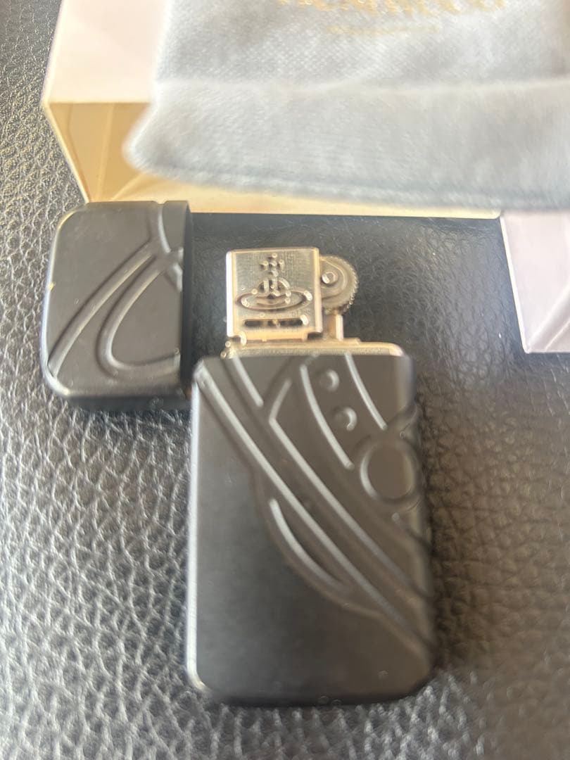 Vivienne Westwood ZIPPO 黒