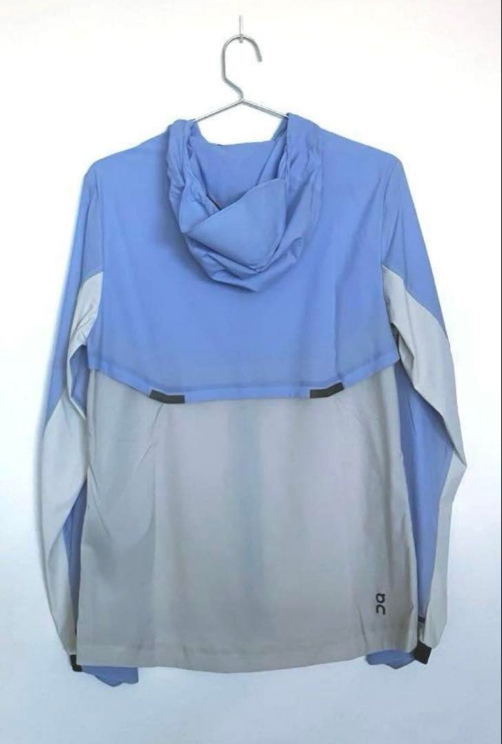 【新品試着のみ】On ウェザージャケット ランニングウェア／Sサイズ