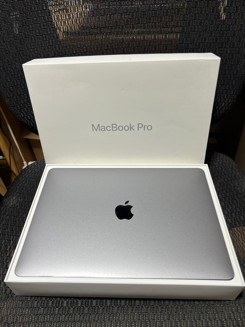 MacBook Pro 13インチ (2020) 本体