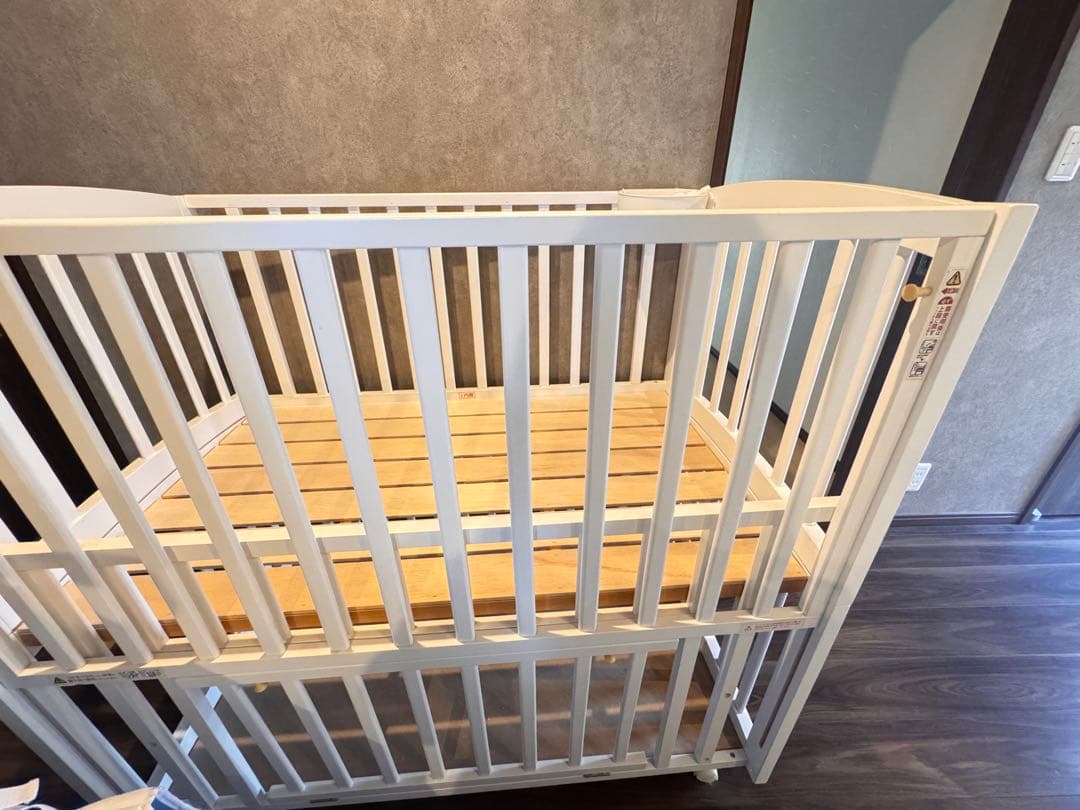 沢尻エリカ【美品】カトージ ベビーベッド ハイタイプ レギュラーサイズ